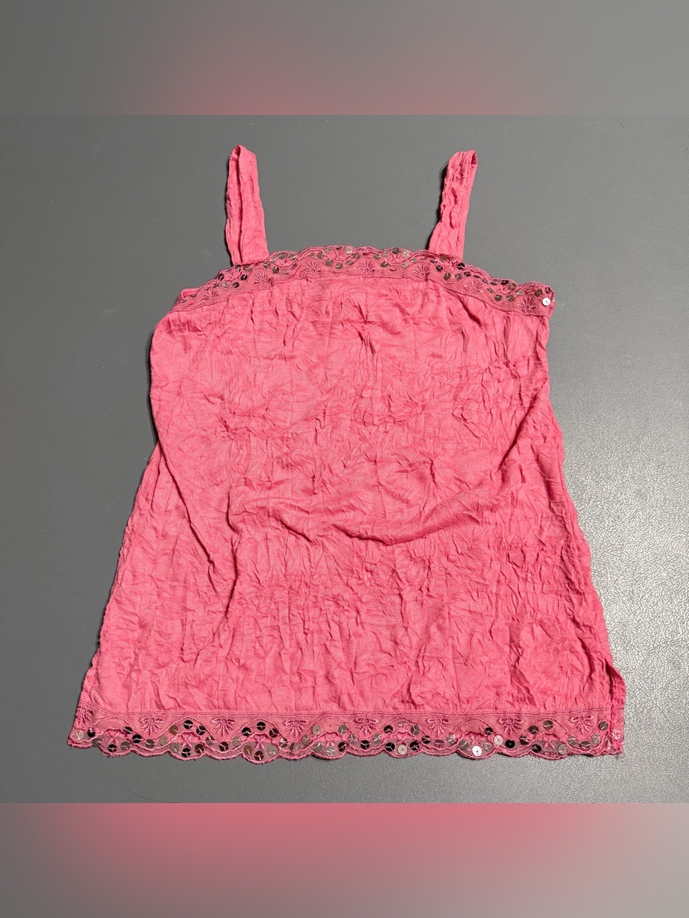 Vintage Y2K Xhilaration Pink Crinkle Sequin Lace Camisole Tank Top Size Large